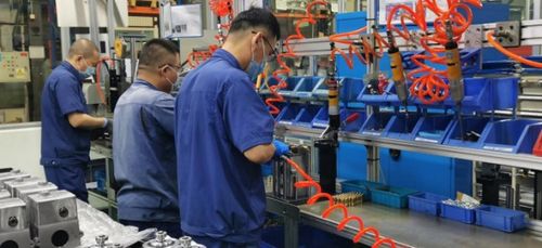 長春一東 以自主創(chuàng)新驅(qū)動發(fā)展，數(shù)碼產(chǎn)品研發(fā)與銷售開辟新增長極